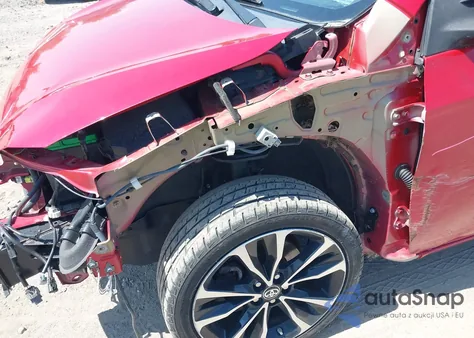 2017 Toyota Corolla Se z USA, uszkodzony, nr VIN 2T1BURHE8HC952554